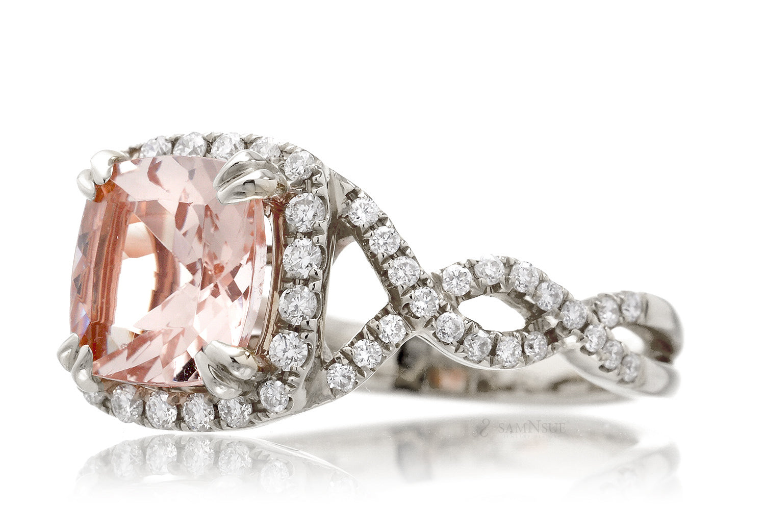 The Shelly Cushion Morganite