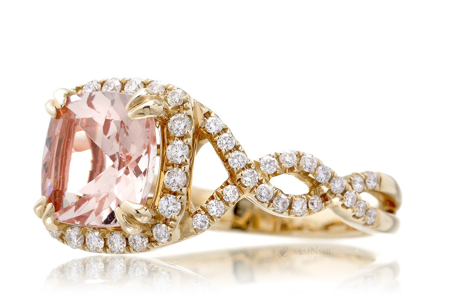 The Shelly Cushion Morganite