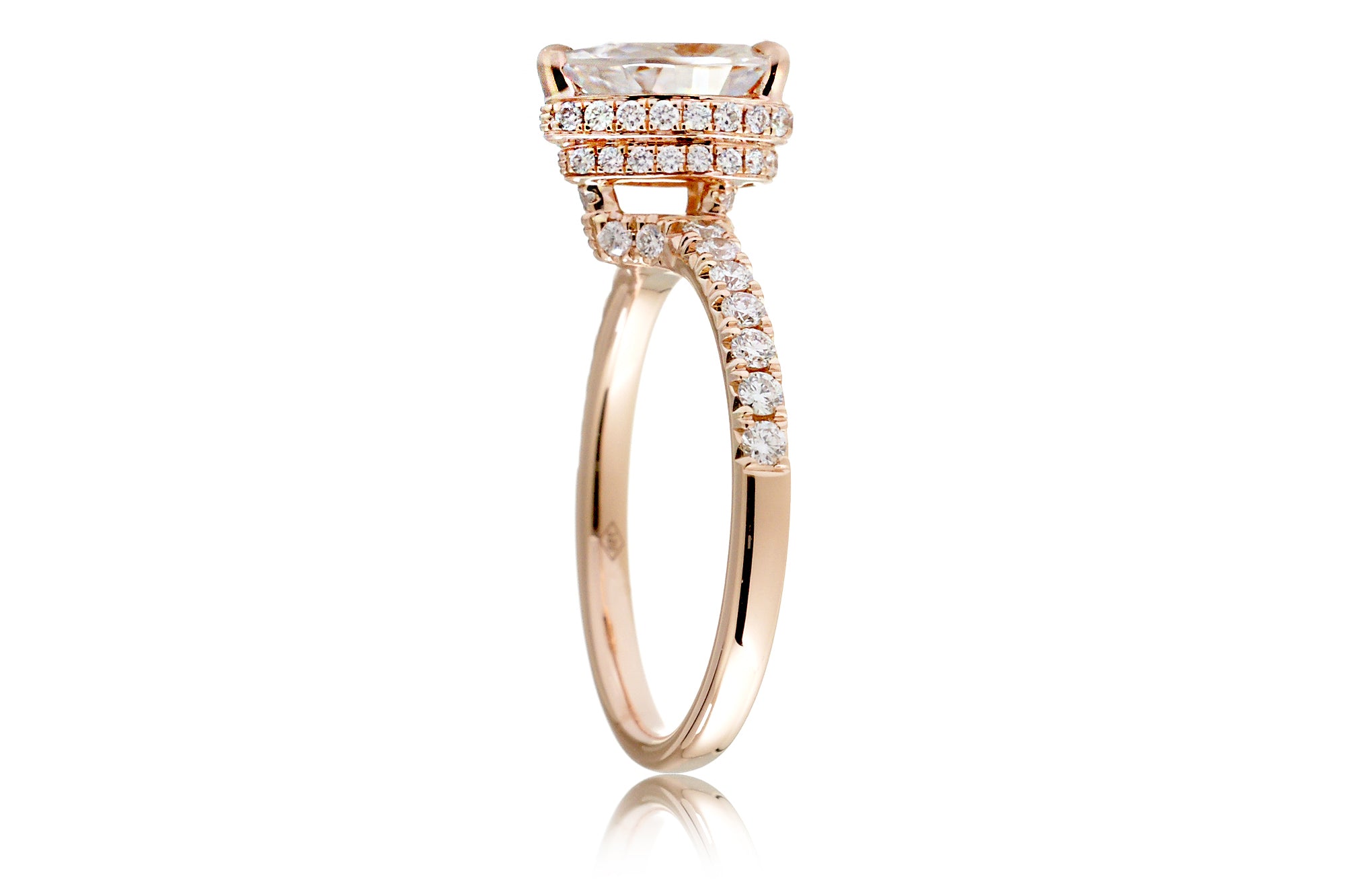 The Marykate Pear Moissanite
