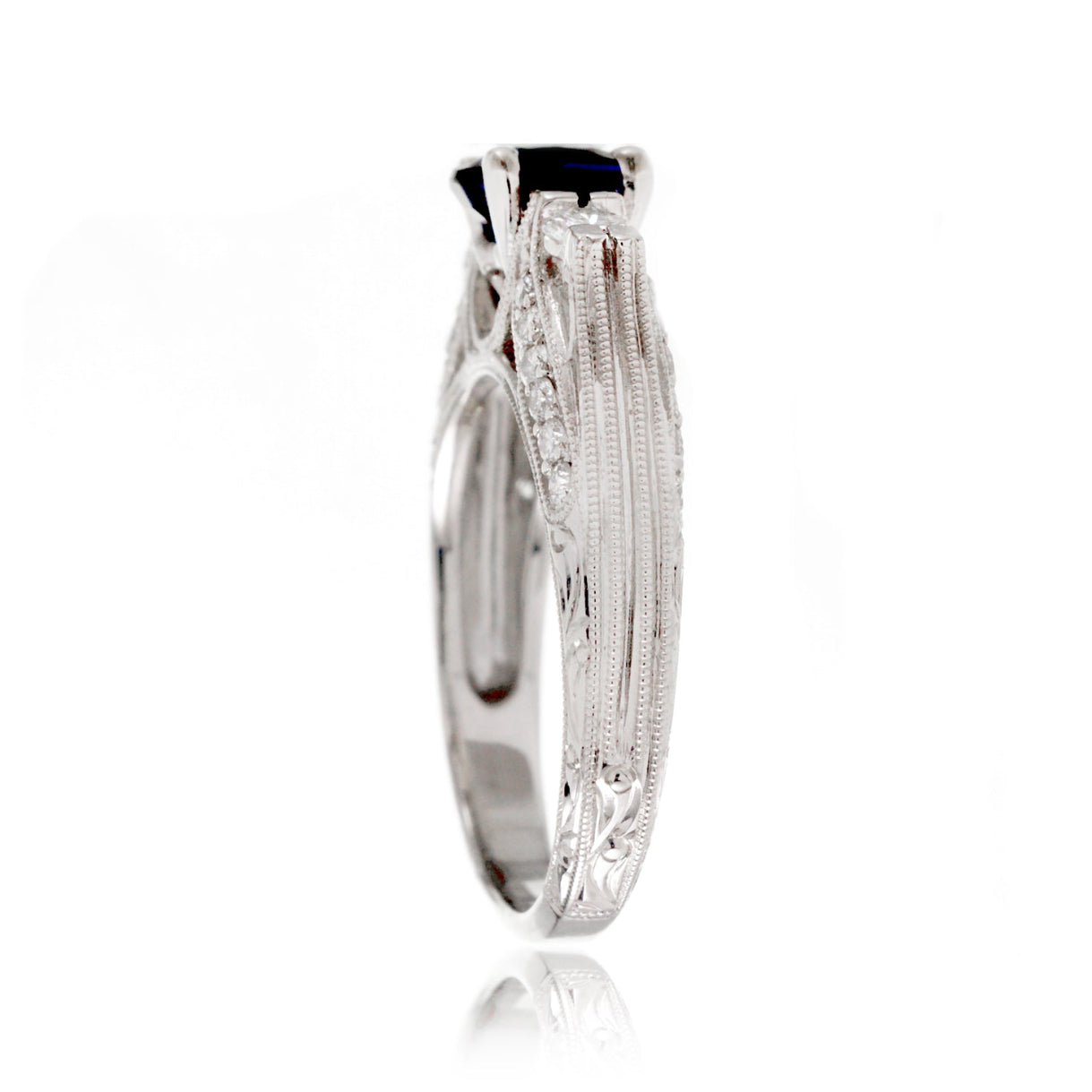 The Miley Oval Sapphire Ring