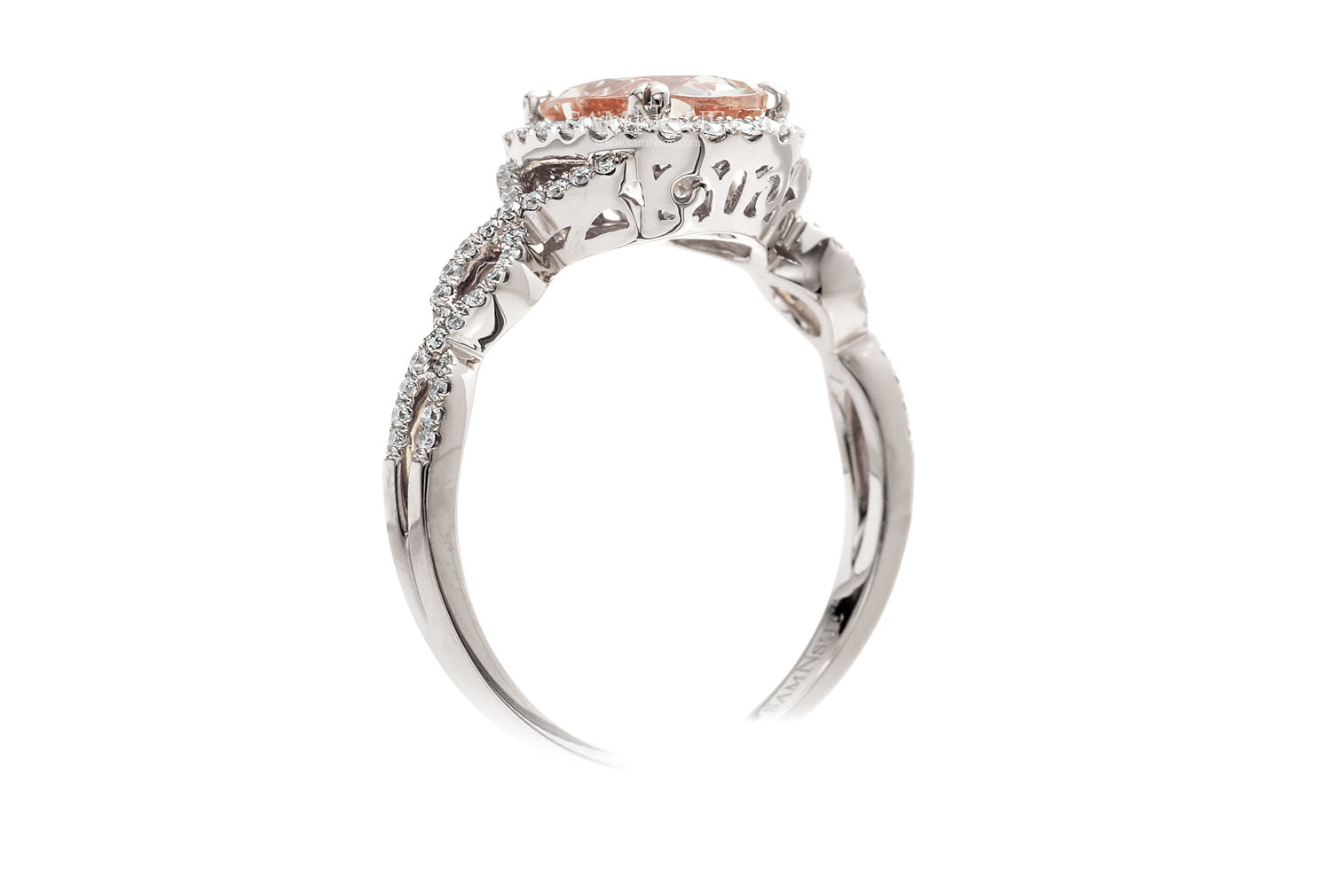 The Shelly Oval Morganite