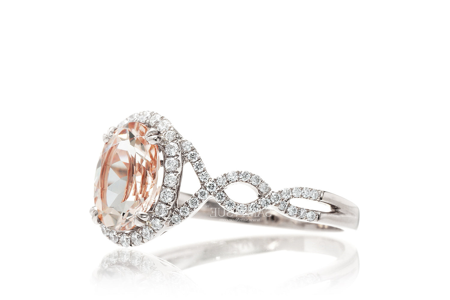 The Shelly Oval Morganite