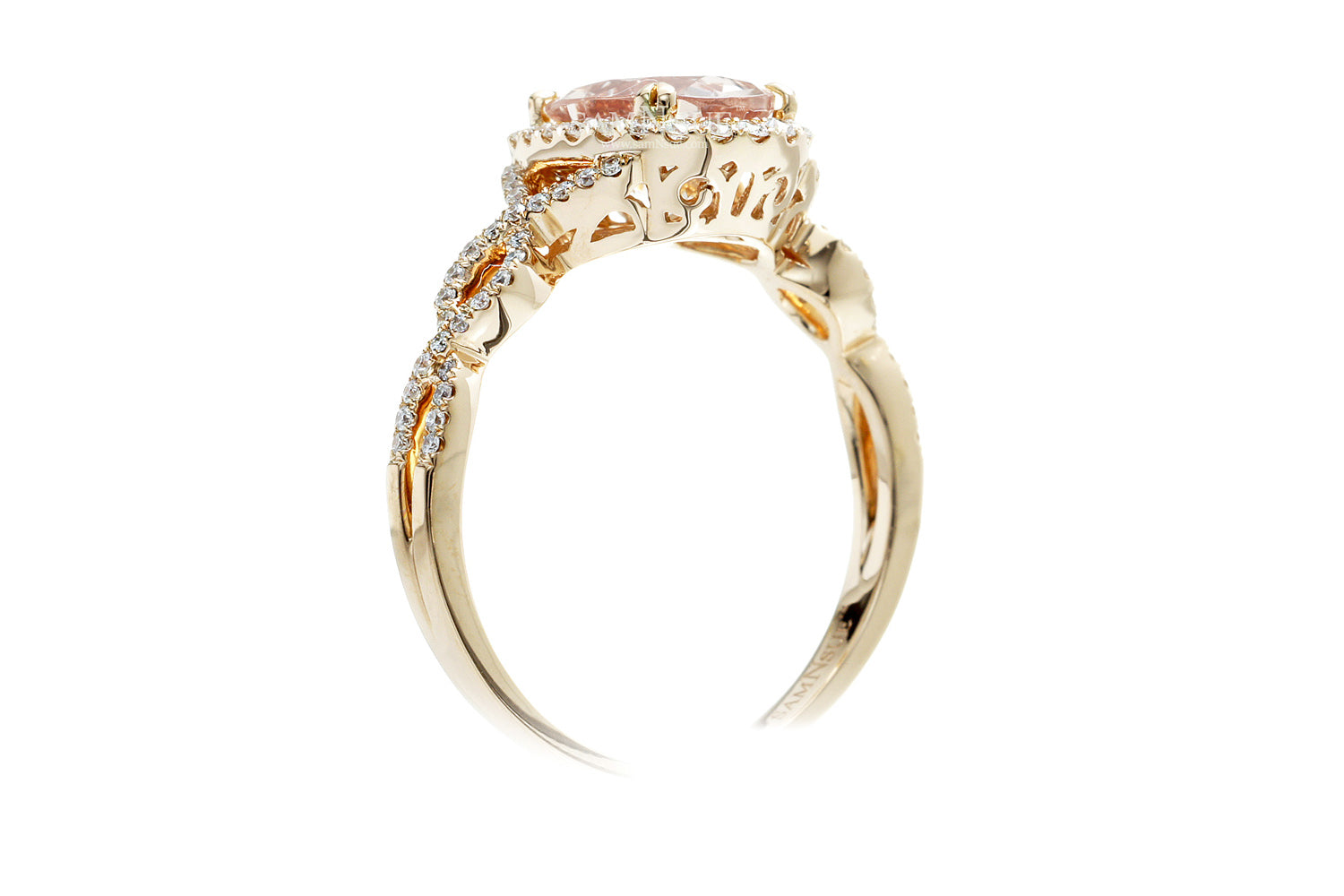 The Shelly Oval Morganite