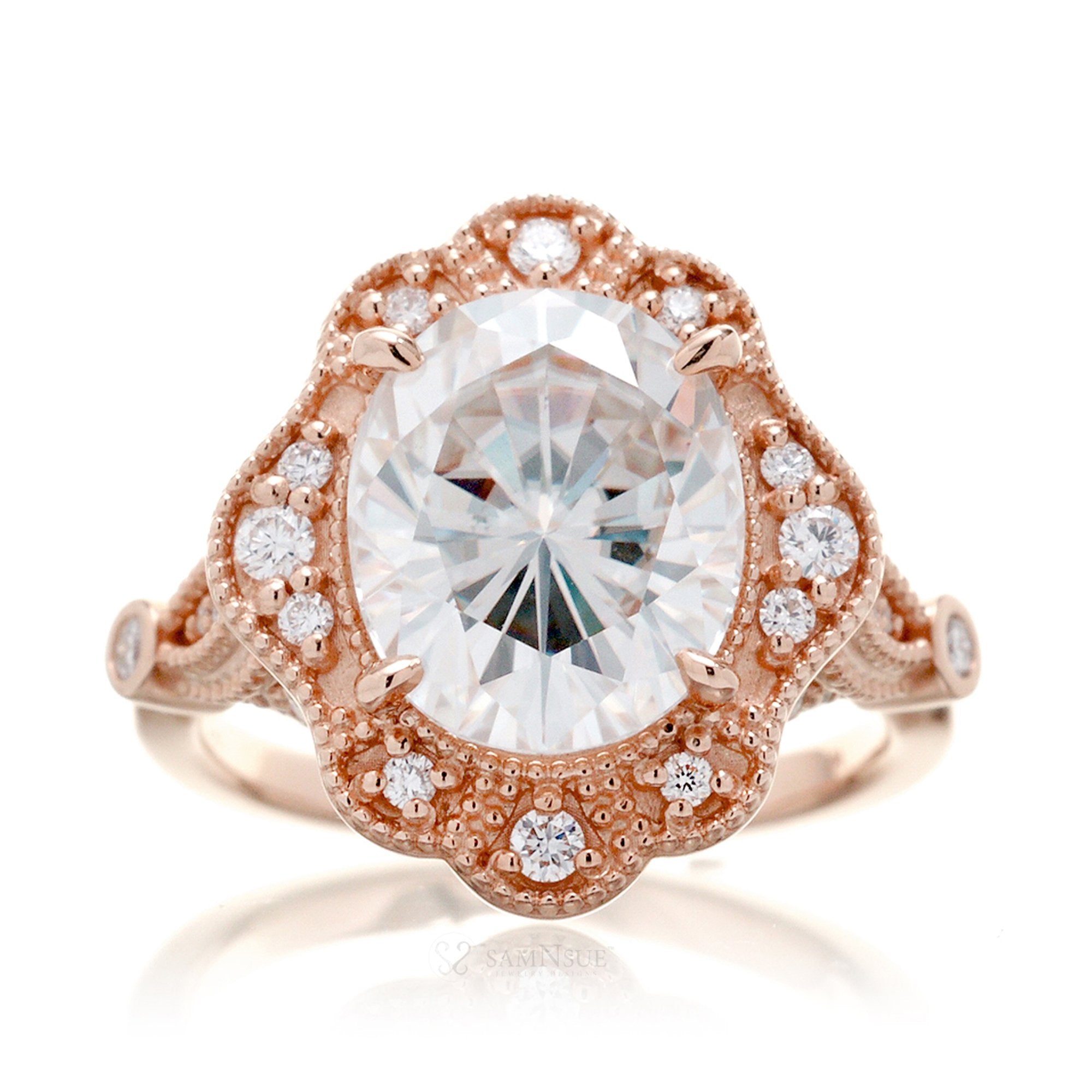 The Victoria Oval Cut Moissanite Ring