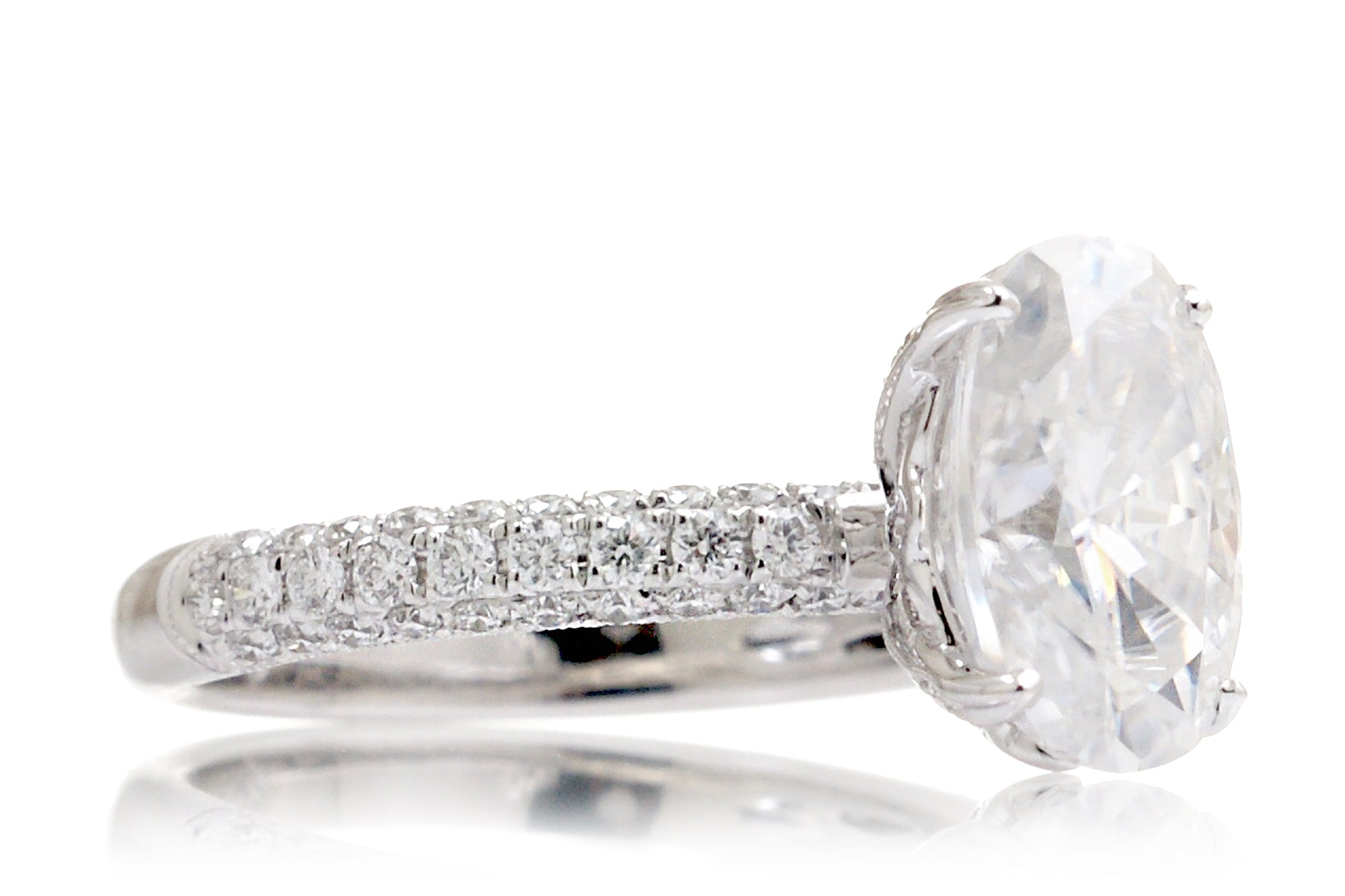 The Leila Oval Moissanite