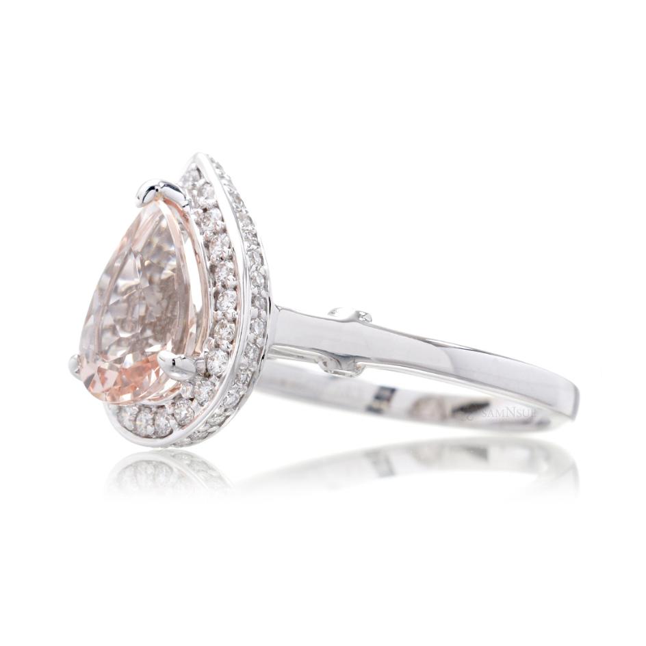 The Carla Pear Morganite Ring