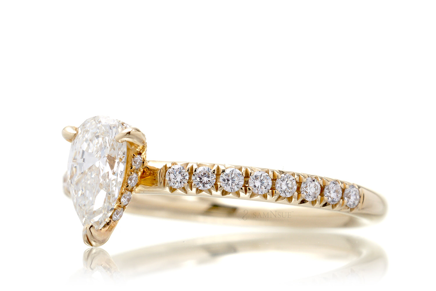 The Drenched Pear Diamond (3/4 ct t.w.)