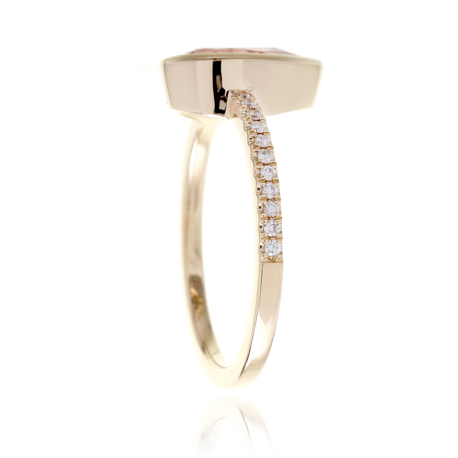 The Beverly Pear Morganite