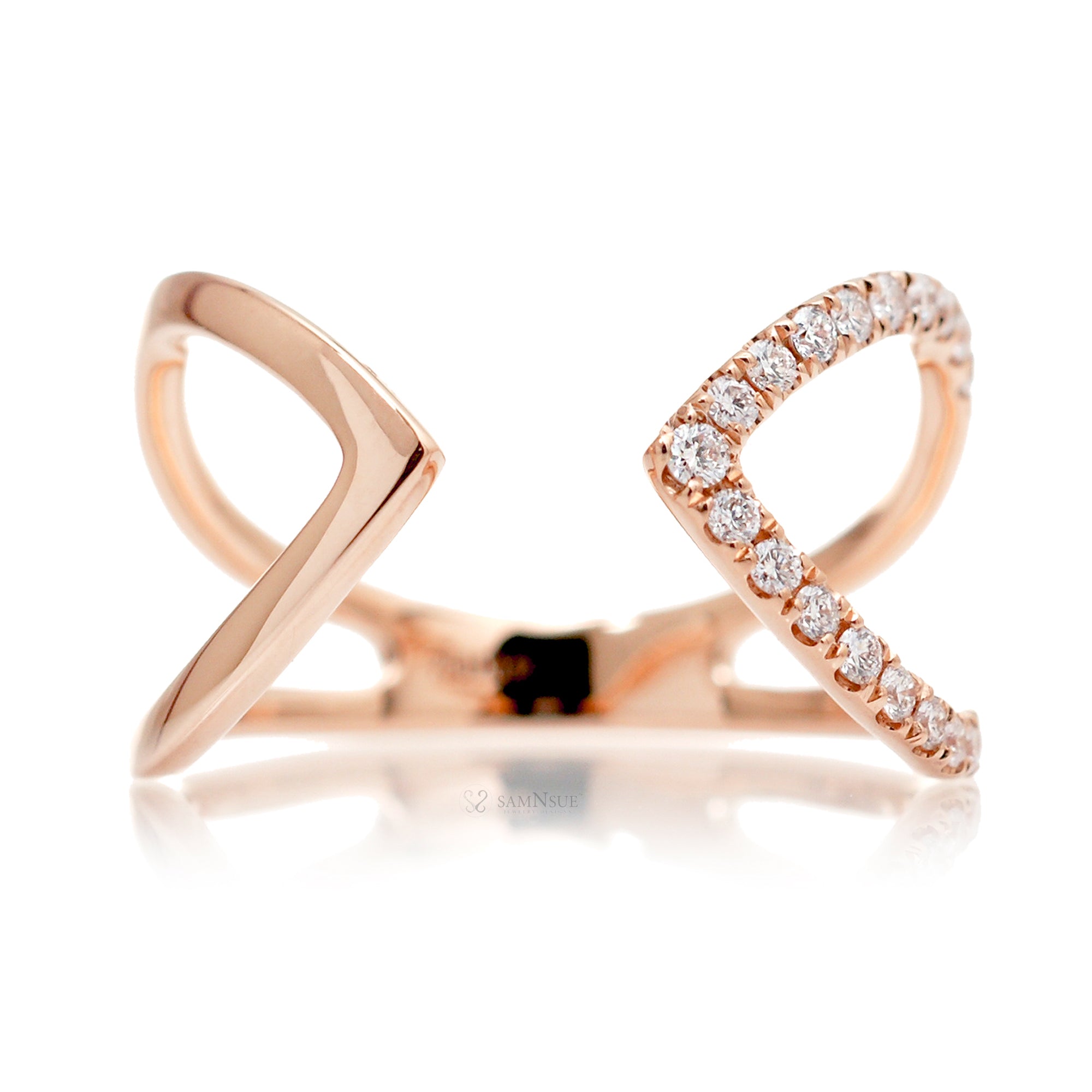 Open diamond band fashion designer style double arrow rose gold