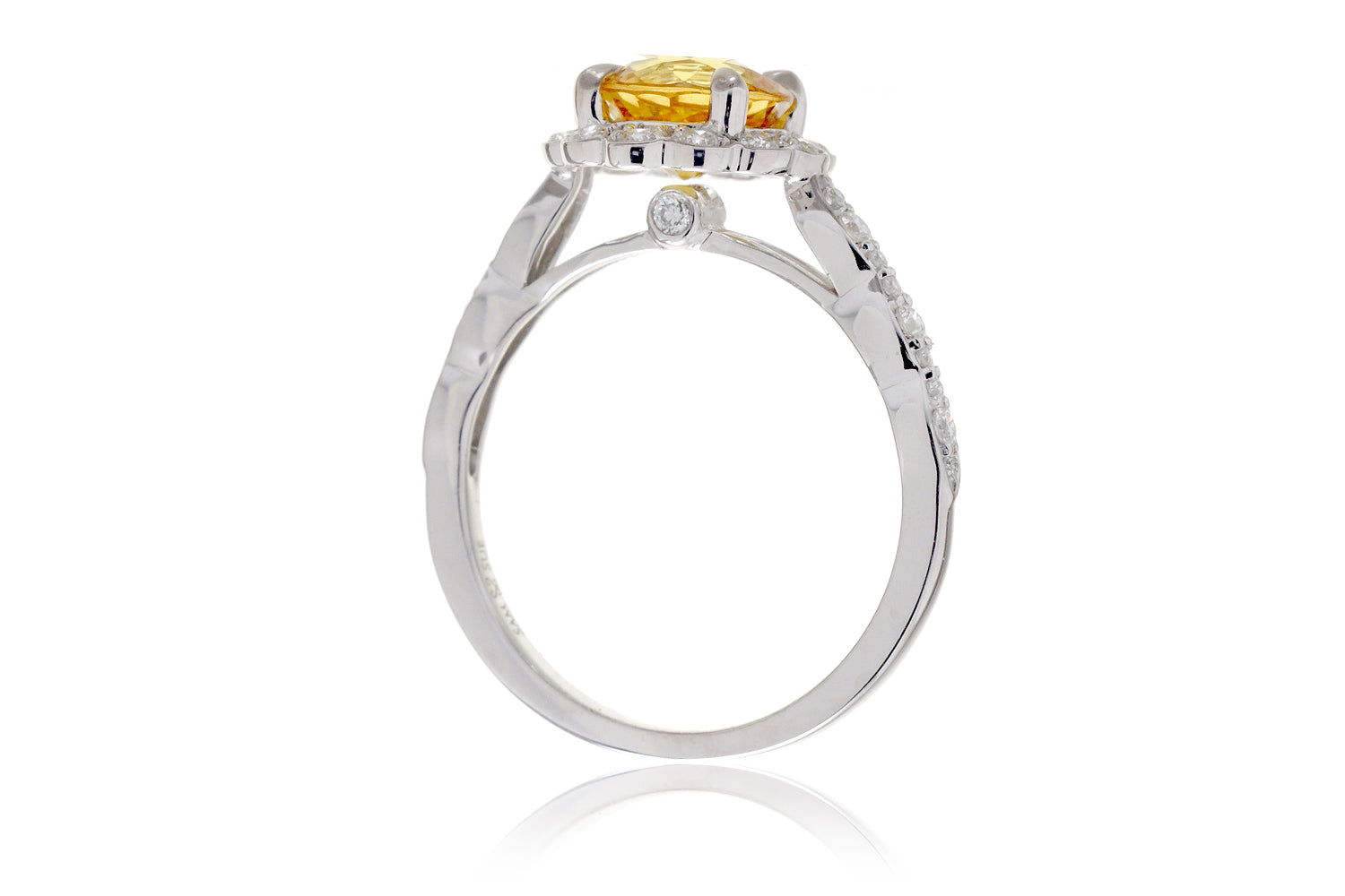 The Scallop Round Yellow Sapphire (7mm)
