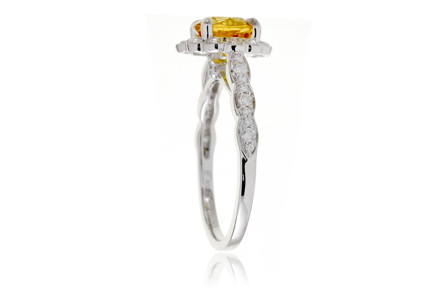 The Scallop Round Yellow Sapphire (7mm)