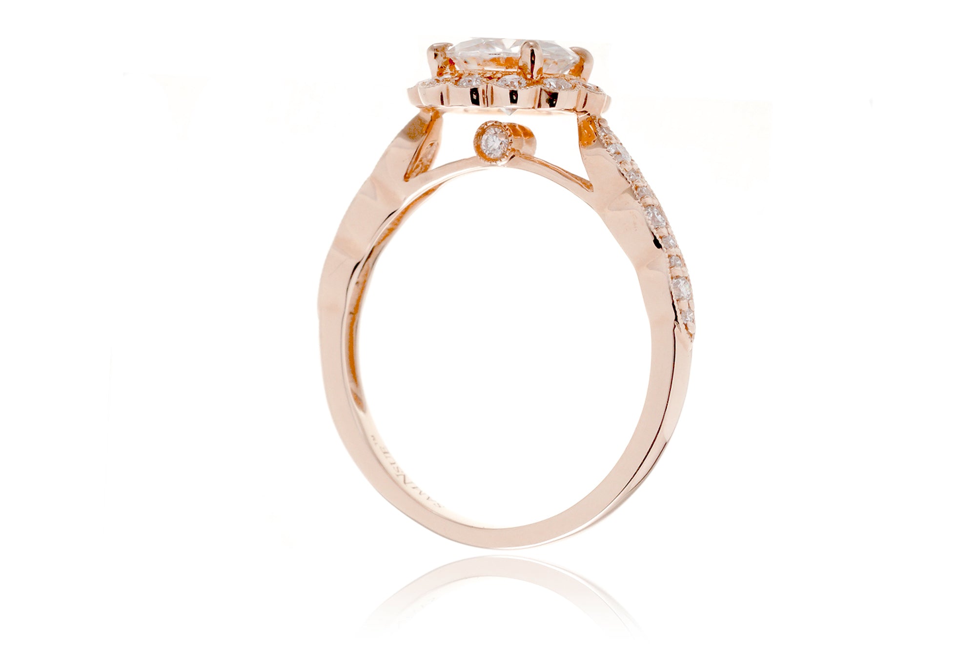 The Scallop Round Morganite