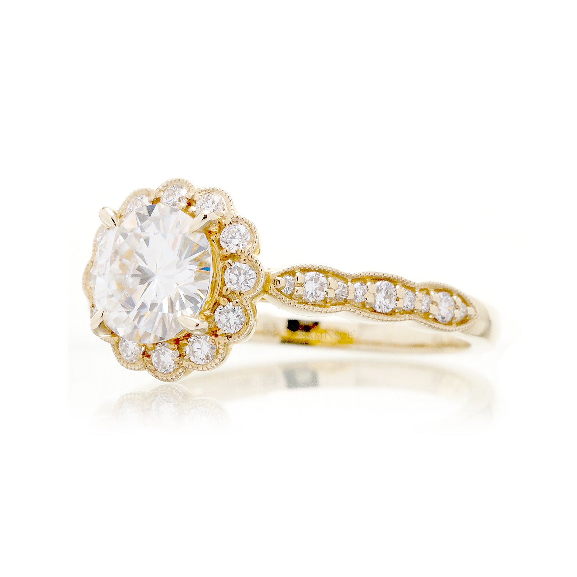 The Scallop Round Moissanite Ring