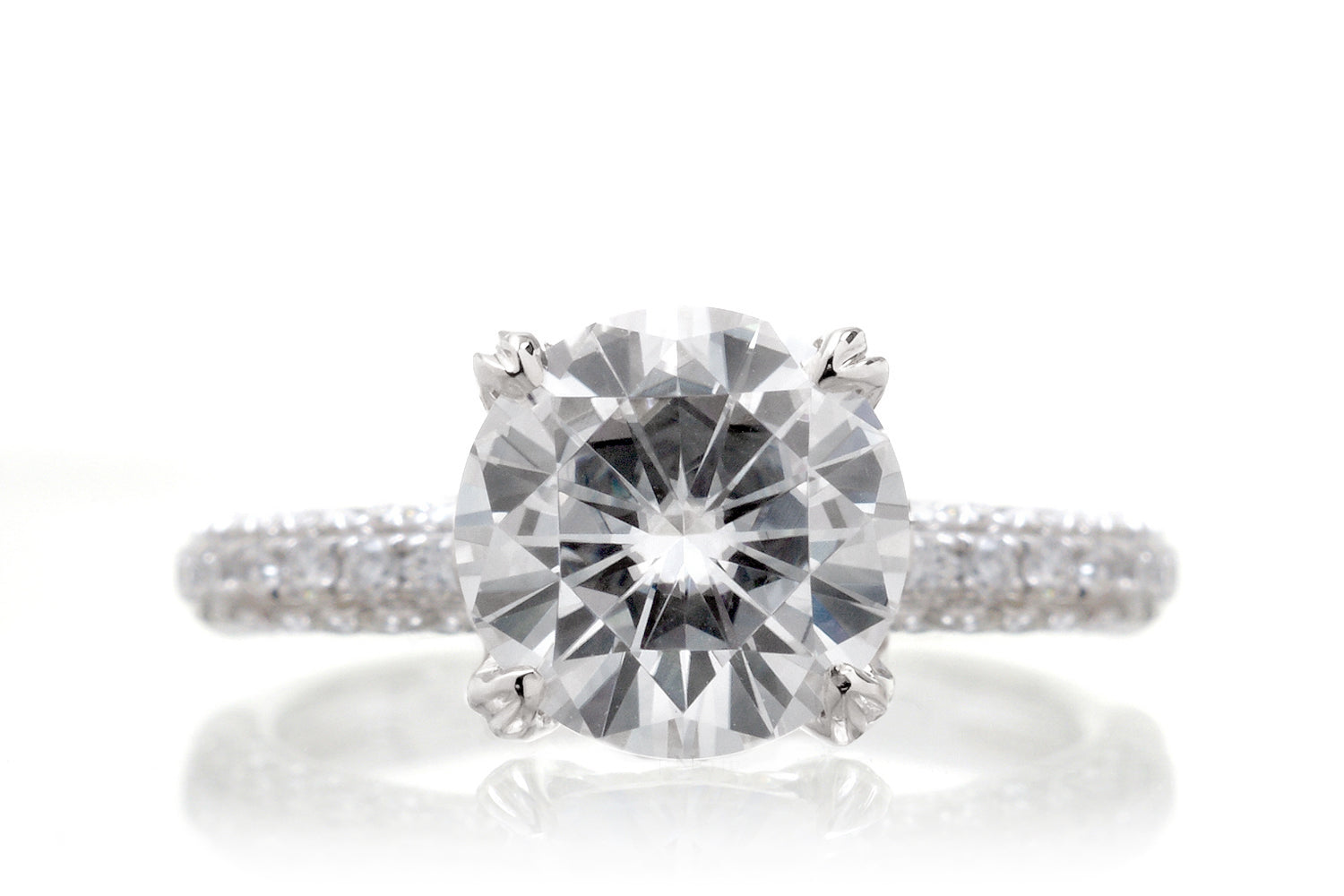 The Leila Round Moissanite