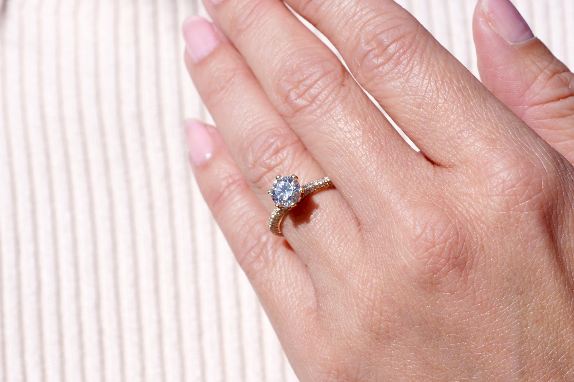 The Eve Round Moissanite 6.5mm Diamond Accent