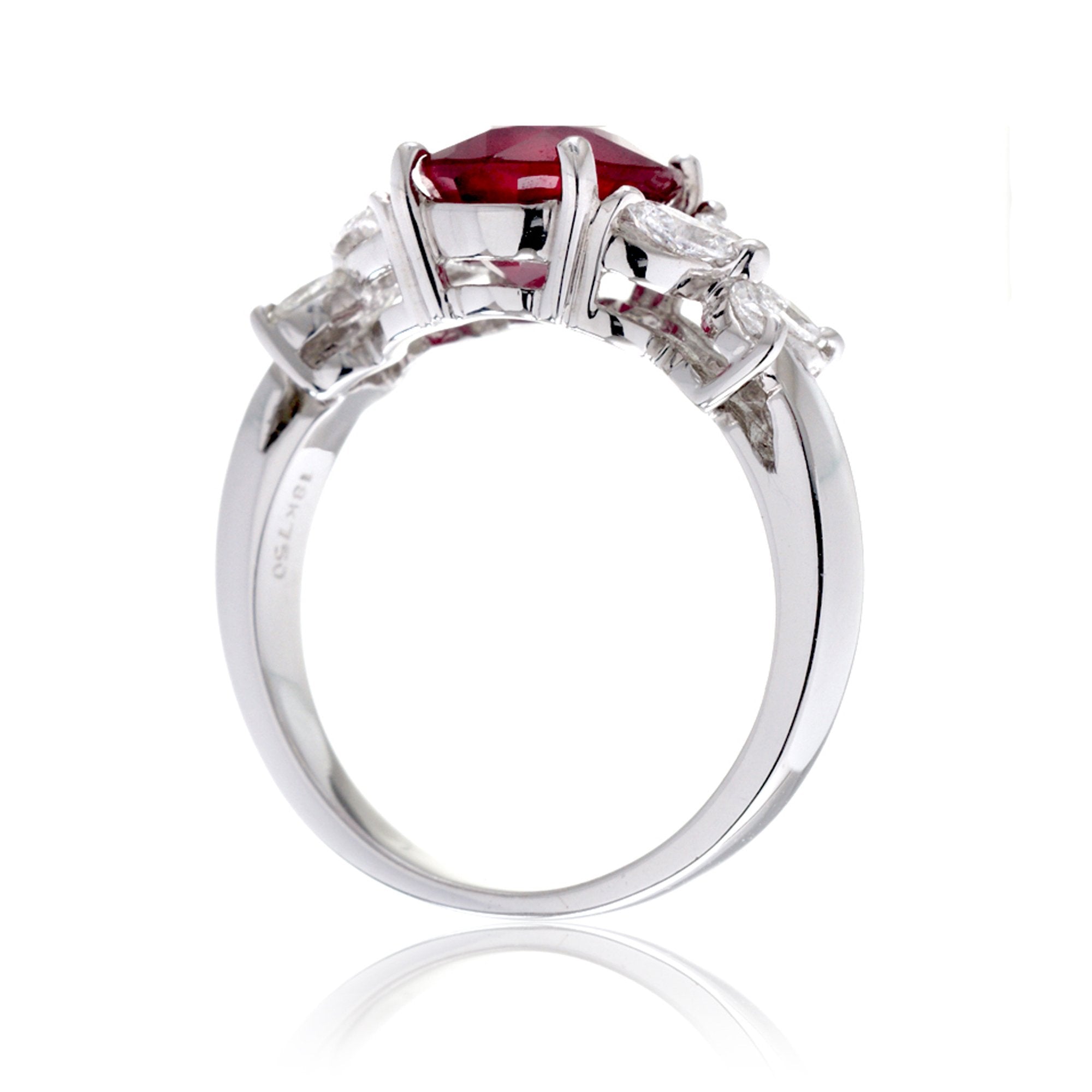 The Meryl Oval Ruby (3.10ct tw*)