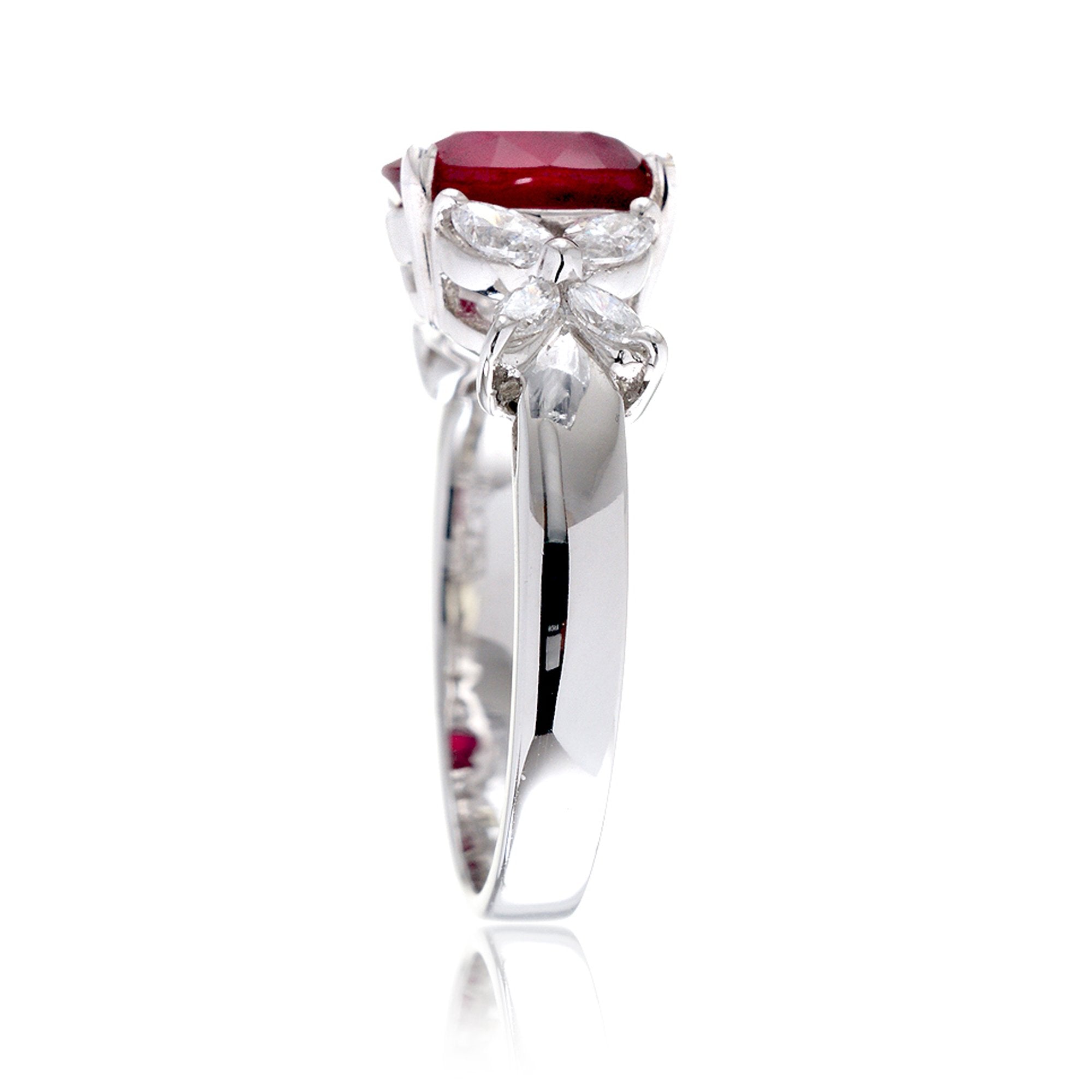The Meryl Oval Ruby (3.10ct tw*)